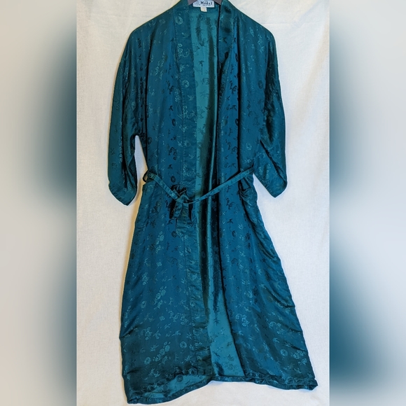 Medal brand Silk robe Size L - Picture 1 of 4